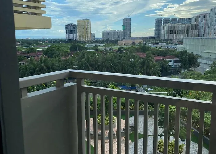 Bright Unit With Balcony Near Okada & Airport-6c Apartamento Manila