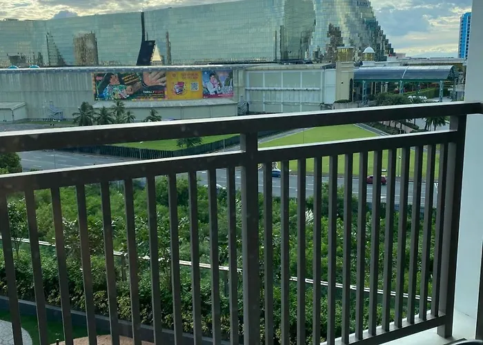 Bright Unit With Balcony Near Okada & Airport-6c