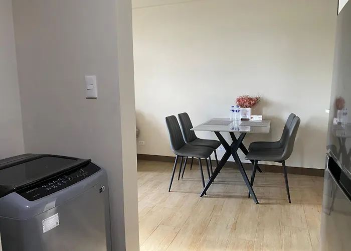 Apartamento Bright Unit With Balcony Near Okada & Airport-6c Manila
