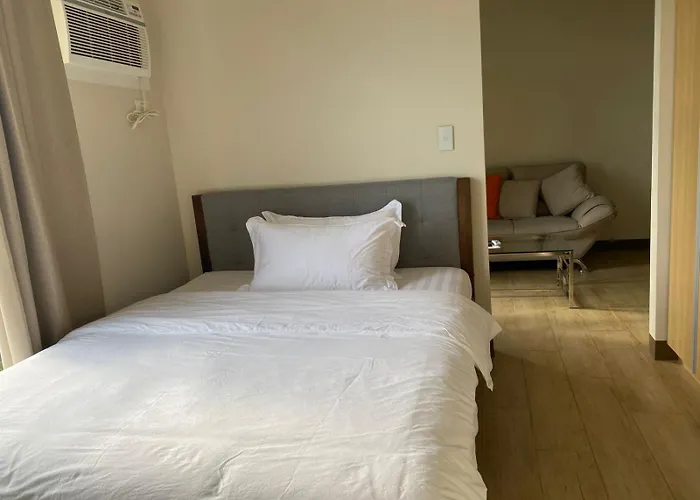 Bright Unit With Balcony Near Okada & Airport-6c
