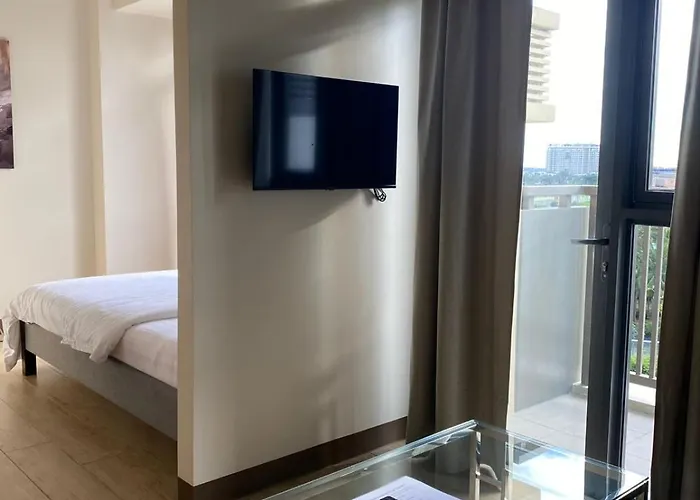 Apartamento Bright Unit With Balcony Near Okada & Airport-6c *