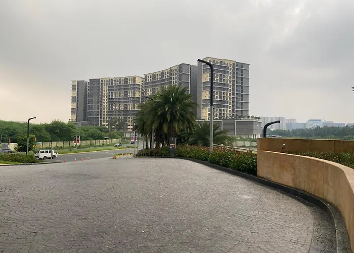 Apartamento Bright Unit With Balcony Near Okada & Airport-6c *
