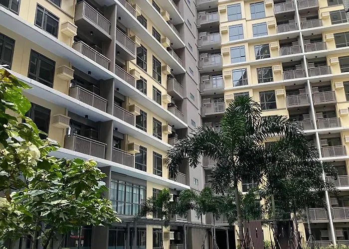 Bright Unit With Balcony Near Okada & Airport-6c Apartamento Manila